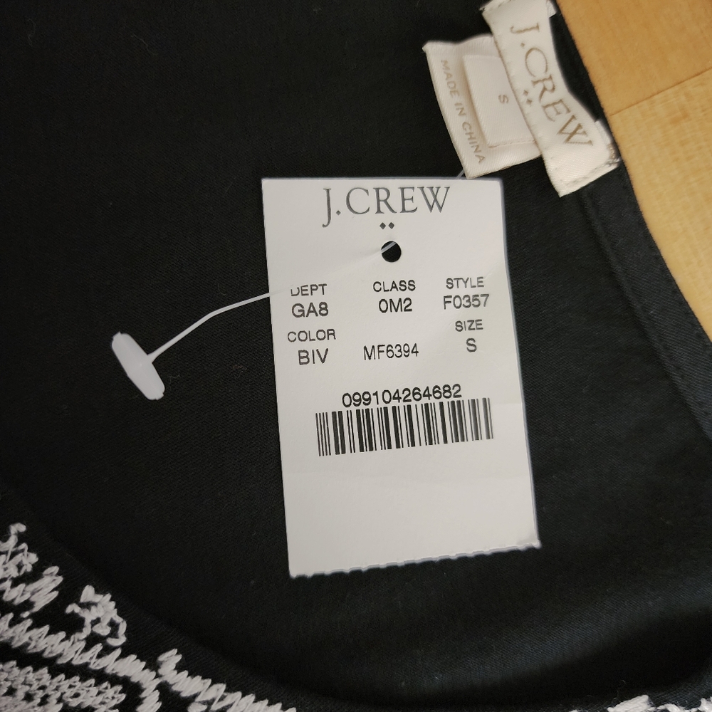 J Crew Factory Sleeveless Top Womens Size Small Black White Embroidery NWT - Picture 9 of 10